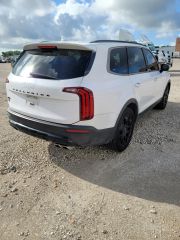 2022 Kia Telluride EX - Exterior Rear Right Corner Image